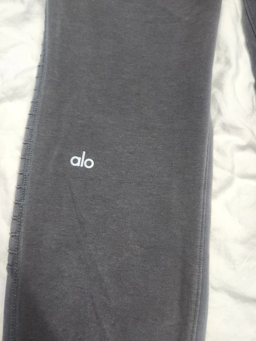 ALO Yoga Charcoal Ribbed Knee Joggers